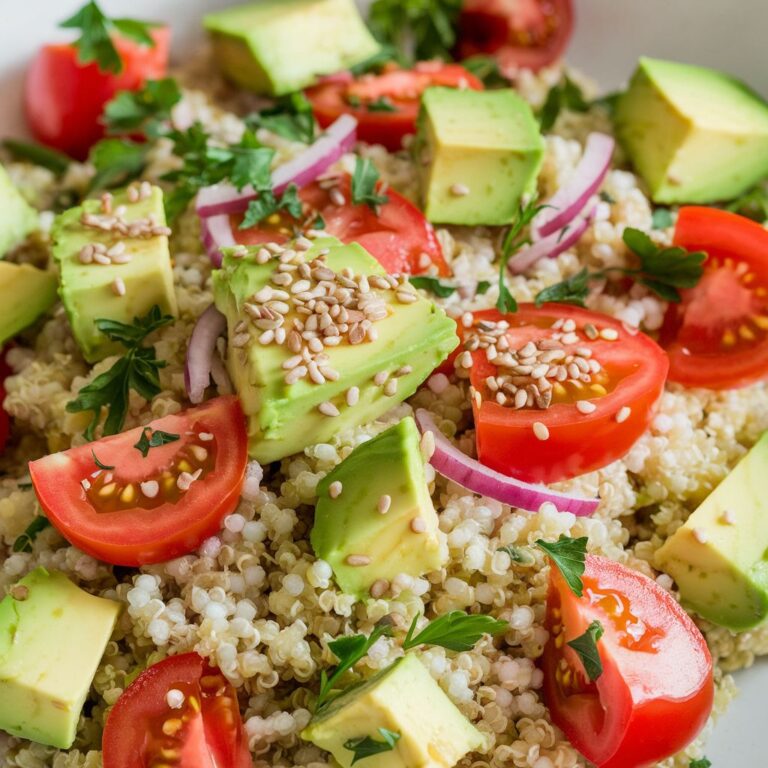 Ensalada Vegana de Quinoa Palta y Tomate Sin Gluten